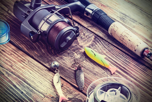 Weird baits for bass fishing